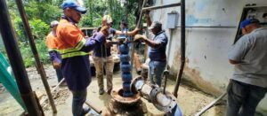 Brigada instala equipo