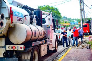 Brigada de Coramon y Coraapplata laborando